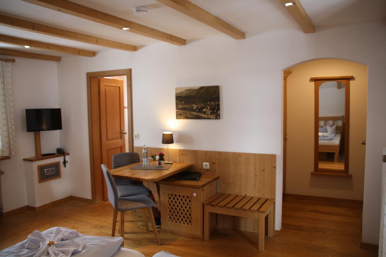 Pension Schusterpeter Bad Tölz Esterno foto