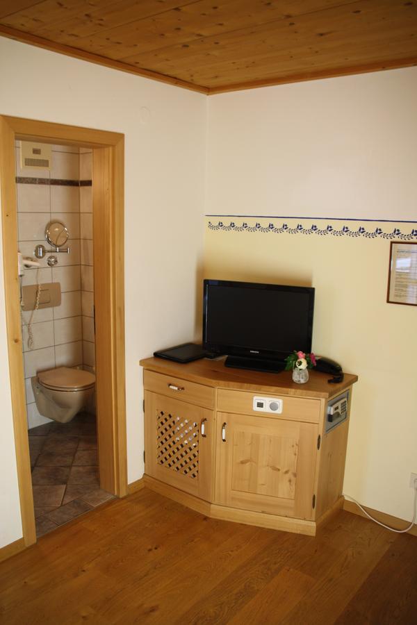 Pension Schusterpeter Bad Tölz Esterno foto