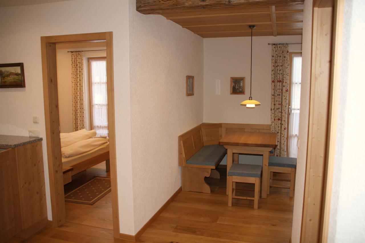 Pension Schusterpeter Bad Tölz Esterno foto
