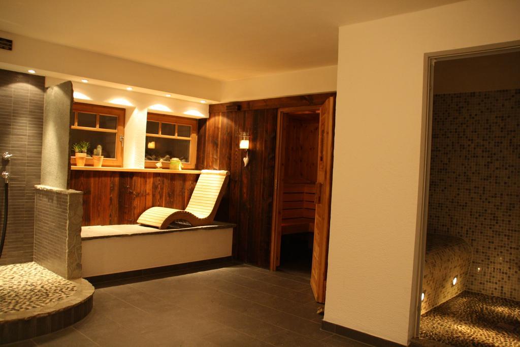 Pension Schusterpeter Bad Tölz Esterno foto