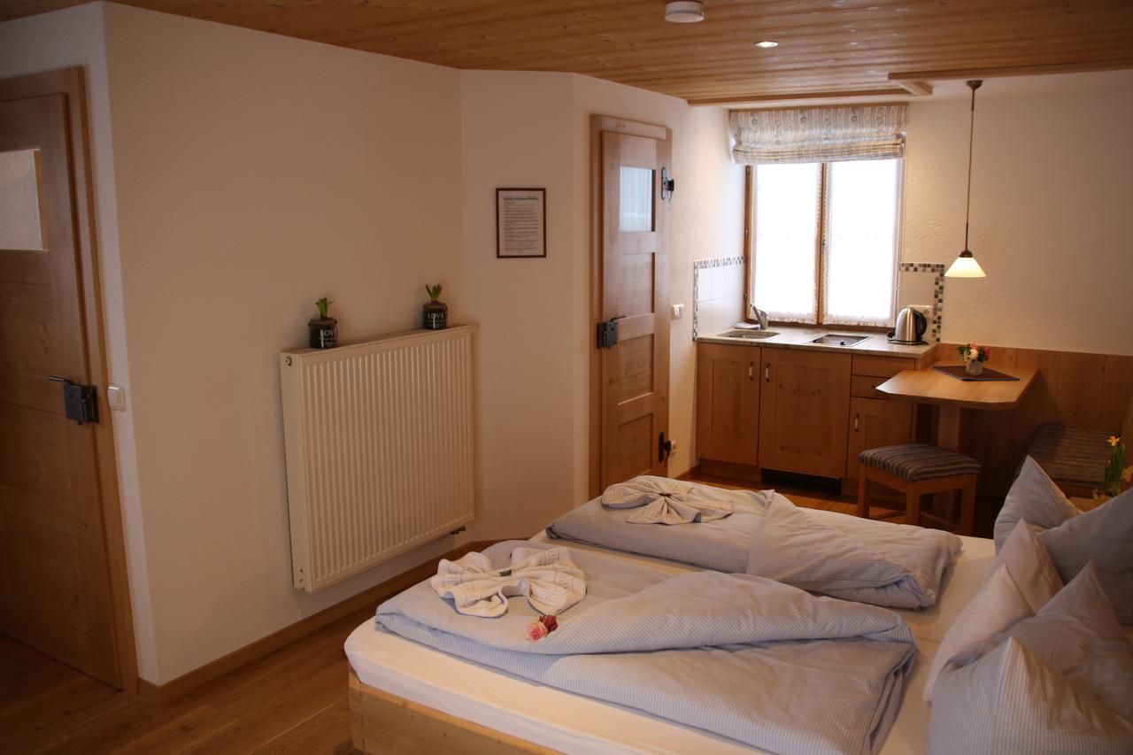 Pension Schusterpeter Bad Tölz Esterno foto
